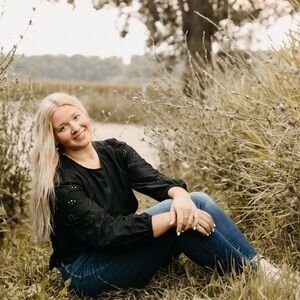 Meet your Posher, Avery